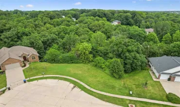 Land,1819 Timber Hills Dr, Coralville, Iowa 52241,202504363