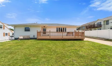 3 Bedrooms Bedrooms, ,2 BathroomsBathrooms,Residential,2469 1st, Cedar Rapids, Iowa 52404,2506126