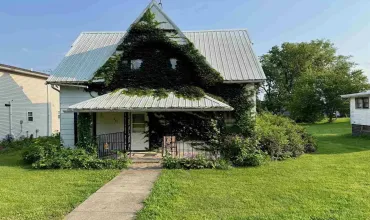 2 Bedrooms Bedrooms, 0 ,1 BathroomBathrooms,Residential,127 Oak St, North English, Iowa 52316,202504612