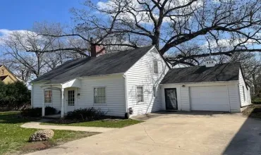 3 Bedrooms Bedrooms, ,2 BathroomsBathrooms,Residential,127 Grove Street, Iowa City, Iowa 52245,202504591