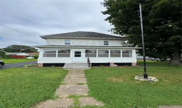 3 Bedrooms Bedrooms, ,1 BathroomBathrooms,Residential,234 1st Ave NW, Oxford Junction, Iowa 52323,2506284