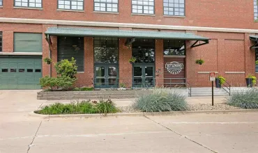 2 Bedrooms Bedrooms, ,2 BathroomsBathrooms,Residential,905 3rd St SE, 305, Cedar Rapids, Iowa 52401,202504710