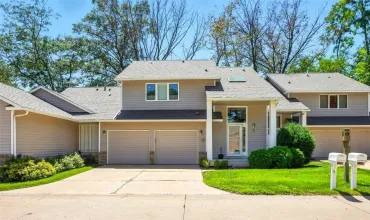 2 Bedrooms Bedrooms, 0 ,2 BathroomsBathrooms,Residential,725 Post, Cedar Rapids, Iowa 52403,2506440