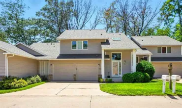 2 Bedrooms Bedrooms, 0 ,2 BathroomsBathrooms,Residential,725 Post Ct SE, Cedar Rapids, Iowa 52403,202504807