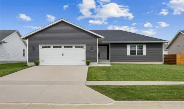 3 Bedrooms Bedrooms, 0 ,3 BathroomsBathrooms,Residential,2827 Belle, Cedar Rapids, Iowa 52404,2506448