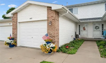 2 Bedrooms Bedrooms, 4 Rooms Rooms,1 BathroomBathrooms,Residential,4663 Pintail, Marion, Iowa 52302,2506450