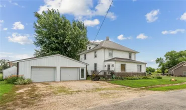 4 Bedrooms Bedrooms, 7 Rooms Rooms,2 BathroomsBathrooms,Residential,705 5th, Lowden, Iowa 52255,2506526