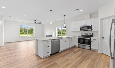 3 Bedrooms Bedrooms, 0 ,2 BathroomsBathrooms,Residential,4675 Herbert Hoover Hwy, B, Iowa City, Iowa 52240,202504812