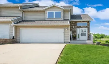 4 Bedrooms Bedrooms, 0 ,2 BathroomsBathrooms,Residential,1357 Ozark Rdg, Coralville, Iowa 52241,202504721