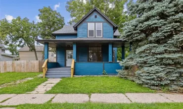 4 Bedrooms Bedrooms, 7 Rooms Rooms,1 BathroomBathrooms,Residential,1510 Washington, Cedar Rapids, Iowa 52403,2506549