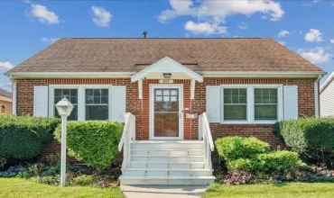 3 Bedrooms Bedrooms, 0 ,1 BathroomBathrooms,Residential,807 21st Ave SW, Cedar Rapids, Iowa 52404,202504862