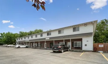 0 , 0 ,0,Residential,70 Circle Drive, 1, 2, 3, 6, 8, North Liberty, Iowa 52317,202504891