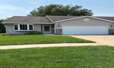 2 Bedrooms Bedrooms, 0 ,1 BathroomBathrooms,Residential,104 West Ridge Ct, La Porte City, Iowa 50651,2506718