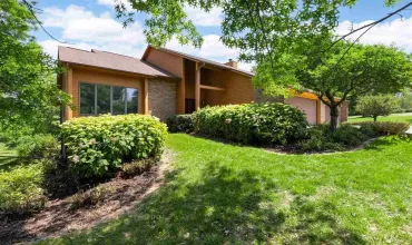 4 Bedrooms Bedrooms, 0 ,3 BathroomsBathrooms,Residential,4644 Rapid Creek Trl NE, Iowa City, Iowa 52240,202504979