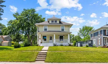 3 Bedrooms Bedrooms, 0 ,2 BathroomsBathrooms,Residential,302 Chatham St, Williamsburg, Iowa 52361,202505046