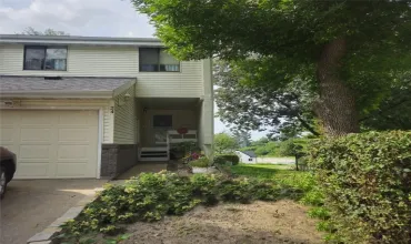 3 Bedrooms Bedrooms, 0 ,2 BathroomsBathrooms,Residential,51 29th Ave, 24, Cedar Rapids, Iowa 52404,2506835