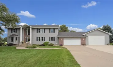 4 Bedrooms Bedrooms, 12 Rooms Rooms,3 BathroomsBathrooms,Residential,6300 Westwind, Cedar Rapids, Iowa 52411,2506883